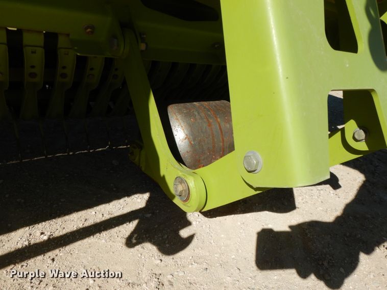 image for item DG1600 2015 Claas 380  pickup head