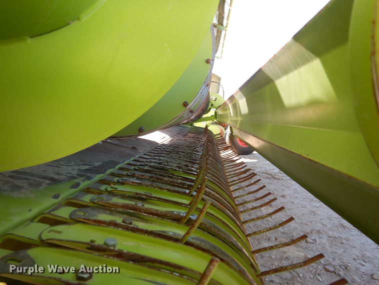 image for item DG1600 2015 Claas 380  pickup head