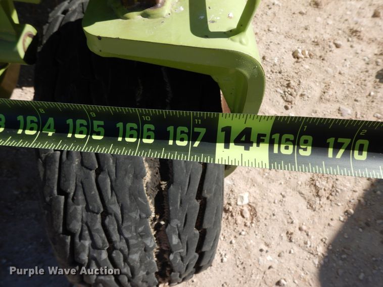 image for item DG1600 2015 Claas 380  pickup head