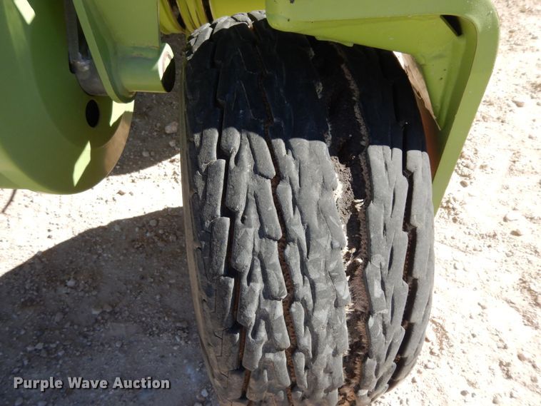 image for item DG1600 2015 Claas 380  pickup head