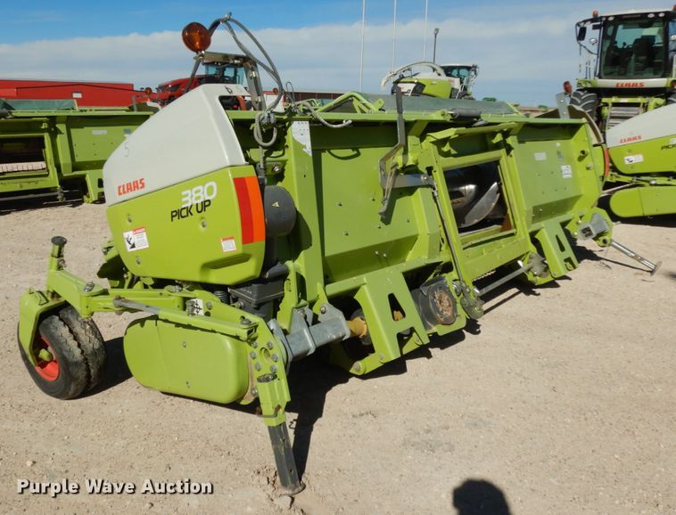 image for item DG1601 2015 Claas 380  pickup head