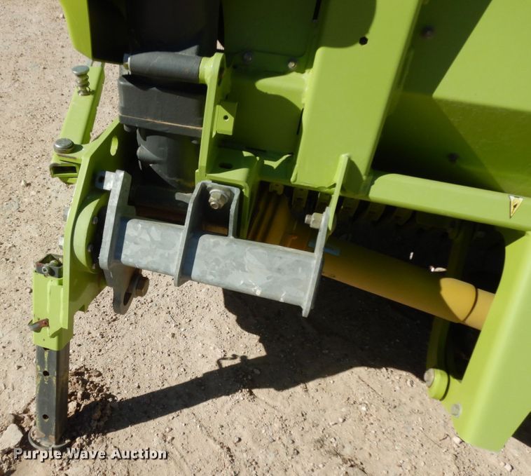 image for item DG1601 2015 Claas 380  pickup head