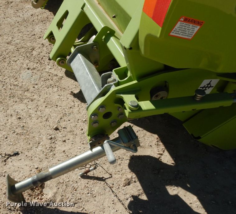 image for item DG1601 2015 Claas 380  pickup head