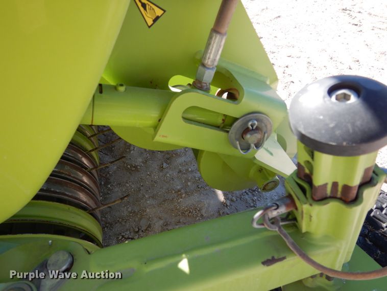 image for item DG1601 2015 Claas 380  pickup head