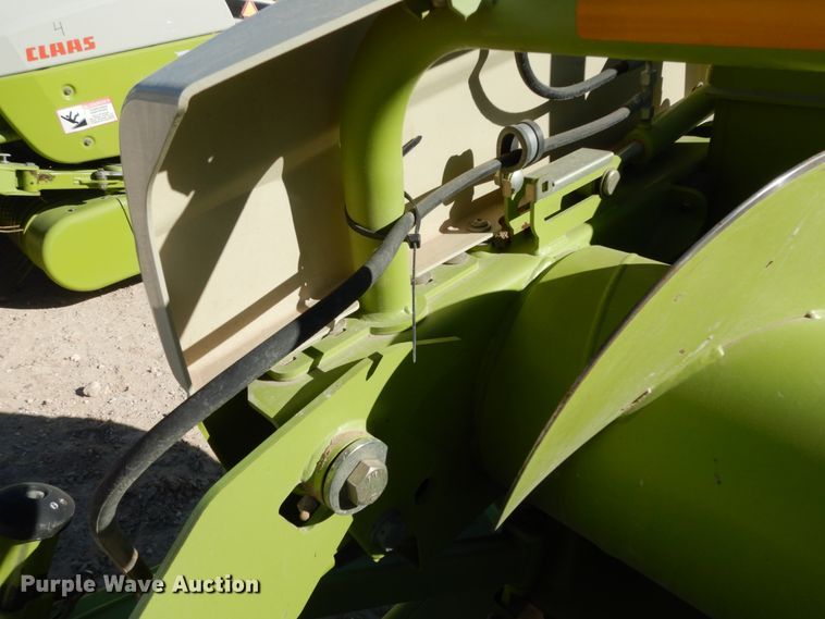 image for item DG1601 2015 Claas 380  pickup head
