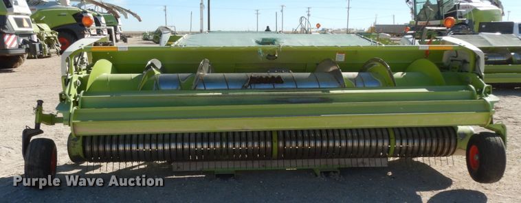 image for item DG1602 2015 Claas 380  pickup head