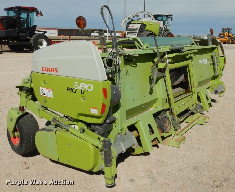 image for item DG1602 2015 Claas 380  pickup head