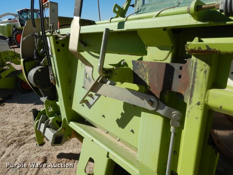 image for item DG1602 2015 Claas 380  pickup head