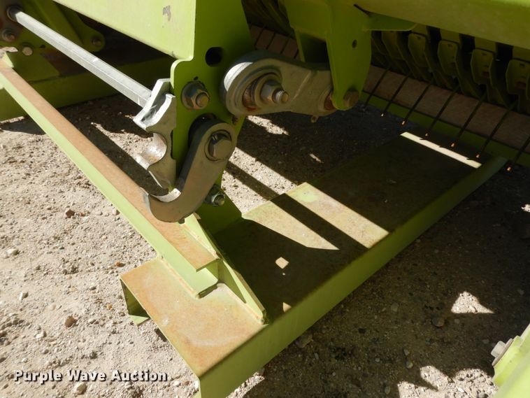 image for item DG1602 2015 Claas 380  pickup head