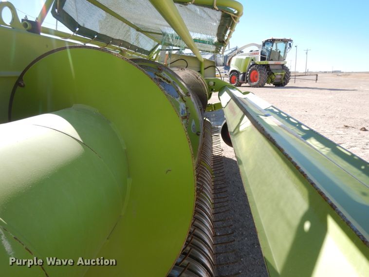 image for item DG1602 2015 Claas 380  pickup head