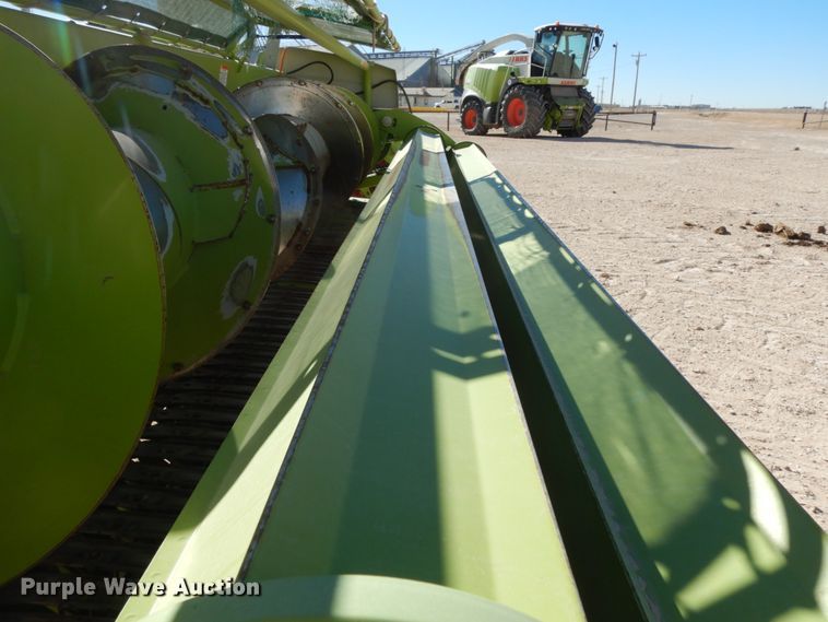 image for item DG1602 2015 Claas 380  pickup head