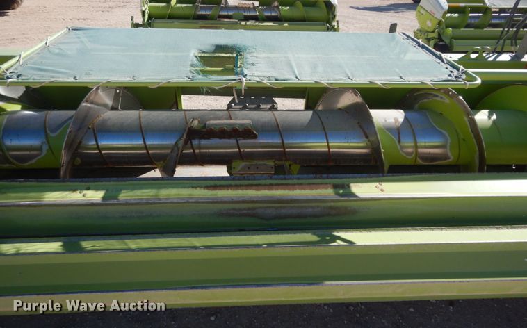 image for item DG1602 2015 Claas 380  pickup head