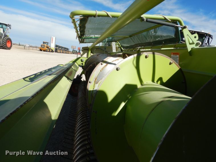 image for item DG1602 2015 Claas 380  pickup head