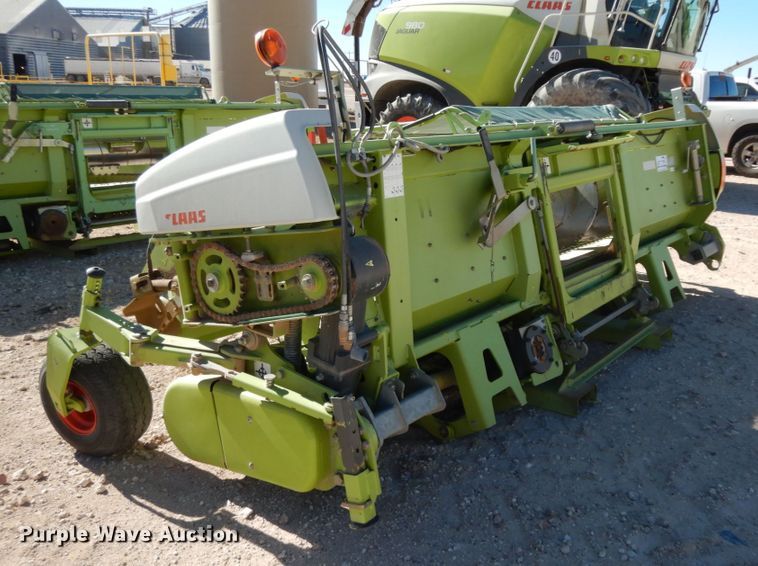 image for item DG1603 2015 Claas 380  pickup head