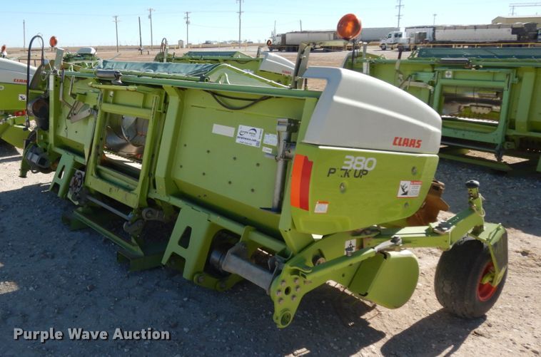 image for item DG1603 2015 Claas 380  pickup head