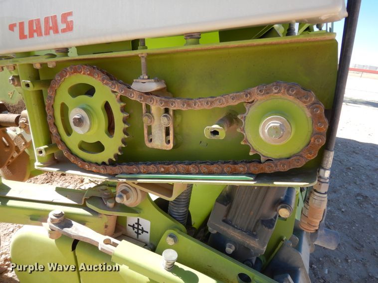 image for item DG1603 2015 Claas 380  pickup head