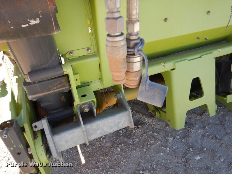 image for item DG1603 2015 Claas 380  pickup head