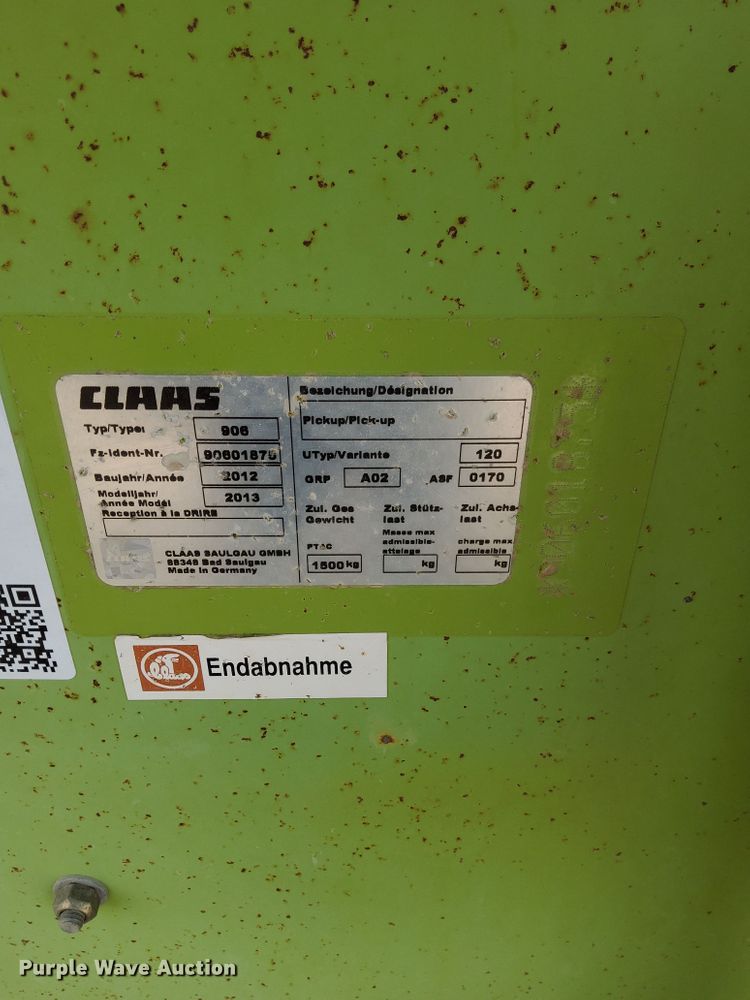 image for item DG1604 2013 Claas 380  pickup head