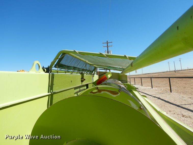 image for item DG1604 2013 Claas 380  pickup head