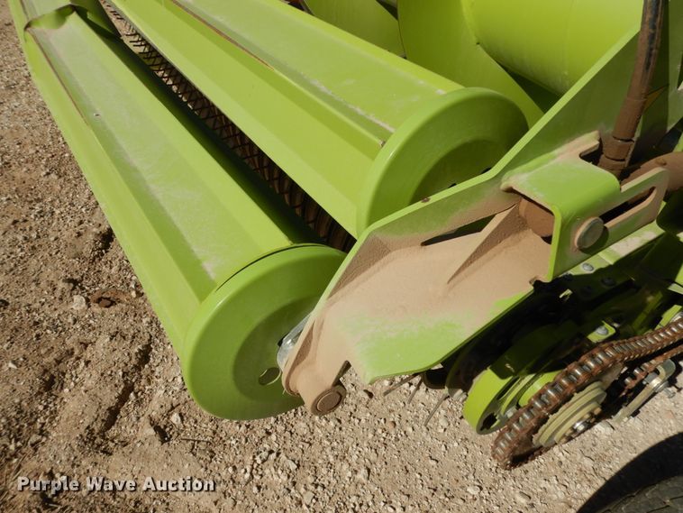 image for item DG1604 2013 Claas 380  pickup head