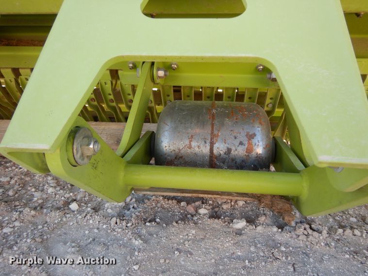 image for item DG1605 2015 Claas 380  pickup head