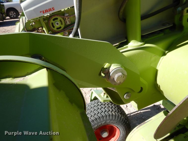 image for item DG1605 2015 Claas 380  pickup head