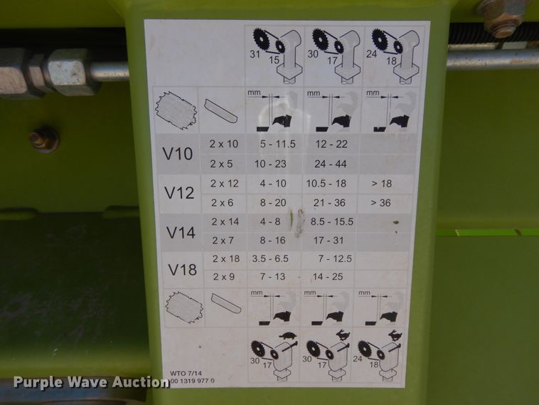 image for item DG1605 2015 Claas 380  pickup head