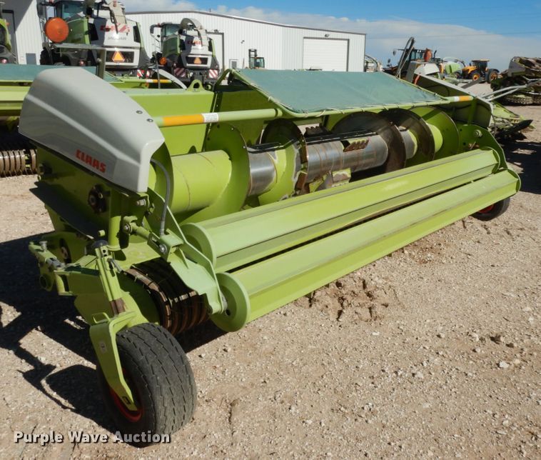 image for item DG1606 2015 Claas 380  pickup head