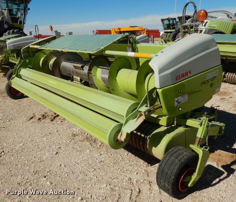 image for item DG1606 2015 Claas 380  pickup head