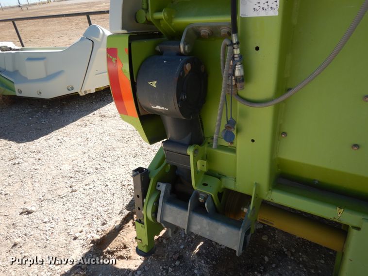 image for item DG1606 2015 Claas 380  pickup head