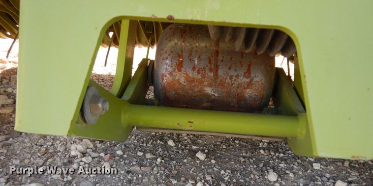 image for item DG1606 2015 Claas 380  pickup head