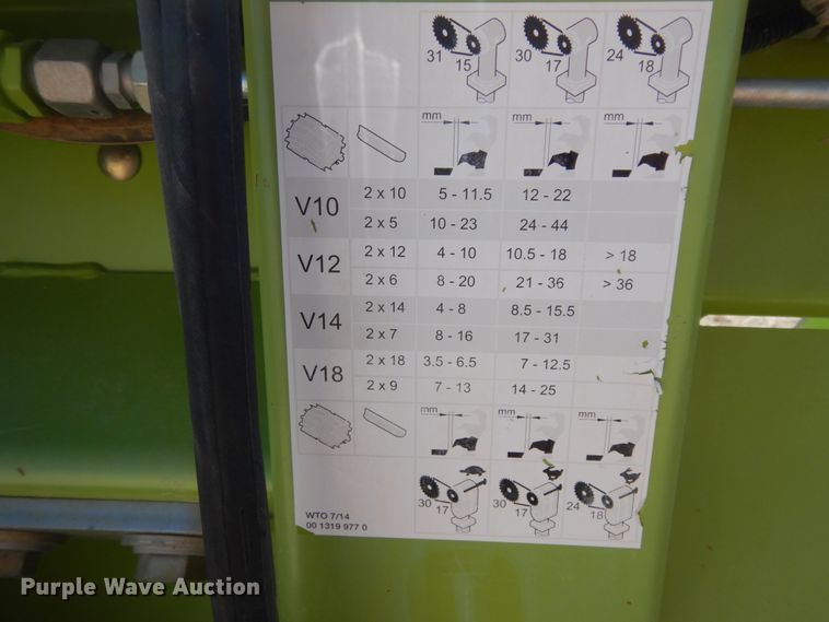 image for item DG1606 2015 Claas 380  pickup head