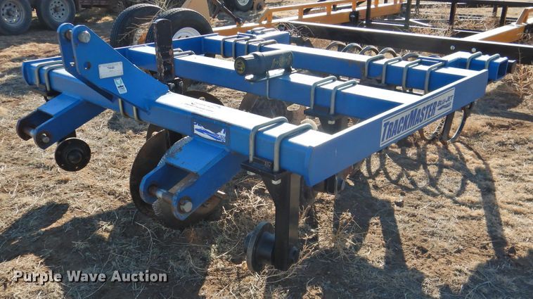 image for item DG1628 Blu-Jet TrackMaster  track closer