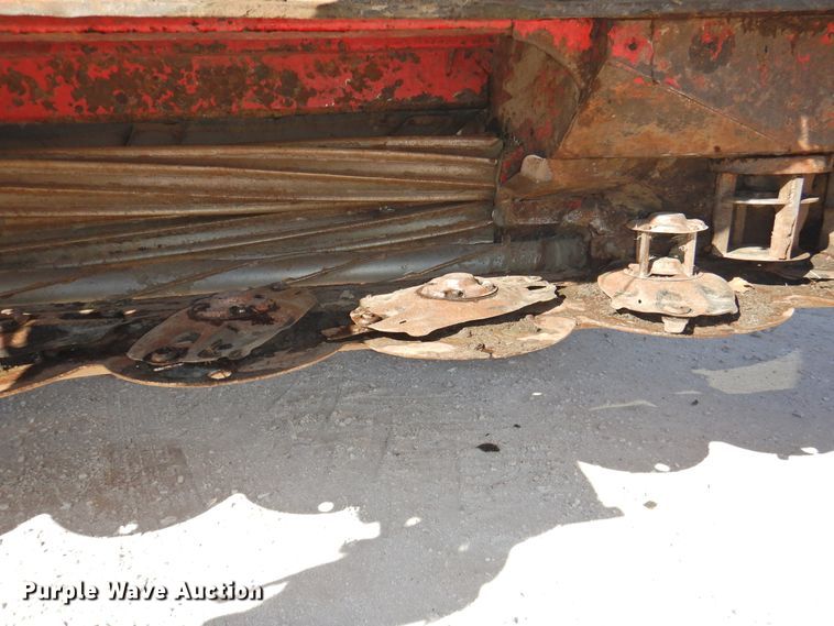 image for item DG1630 2016 Massey-Ferguson WR9870  windrower