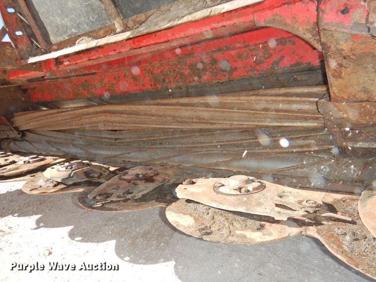 image for item DG1630 2016 Massey-Ferguson WR9870  windrower