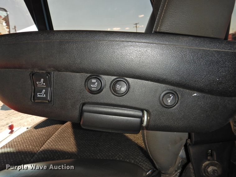 image for item DG1630 2016 Massey-Ferguson WR9870  windrower