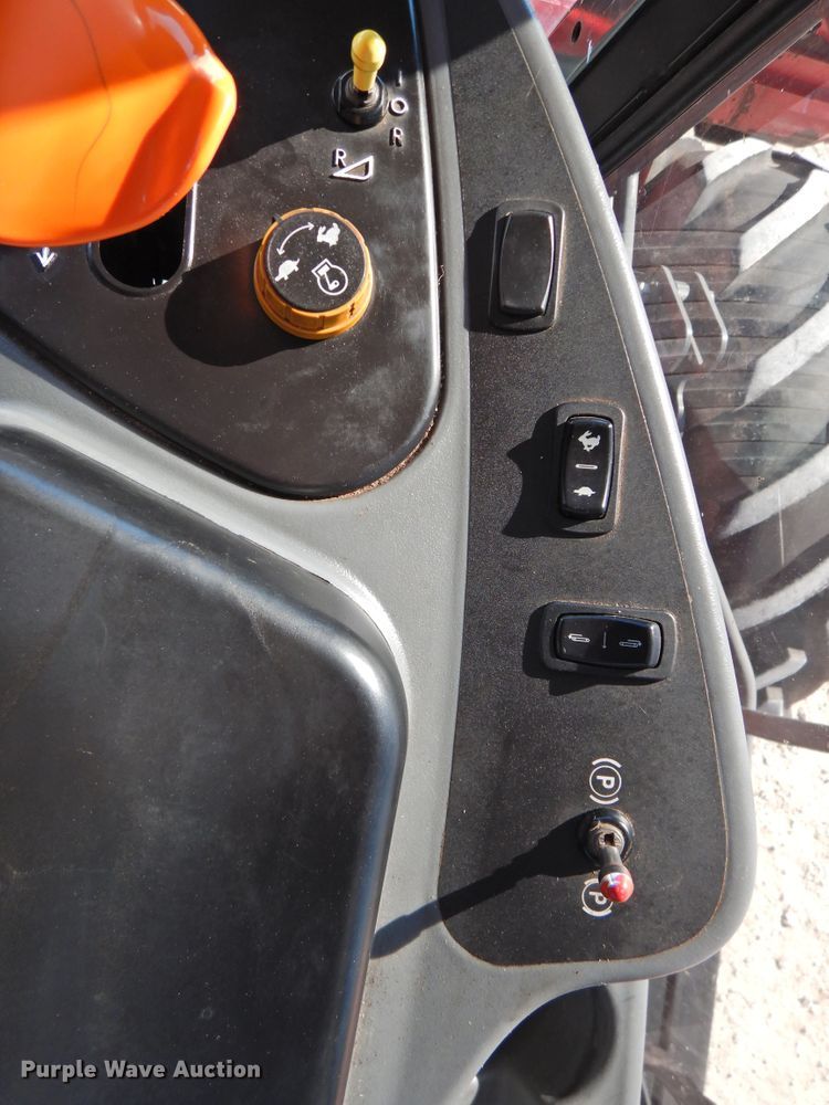 image for item DG1630 2016 Massey-Ferguson WR9870  windrower