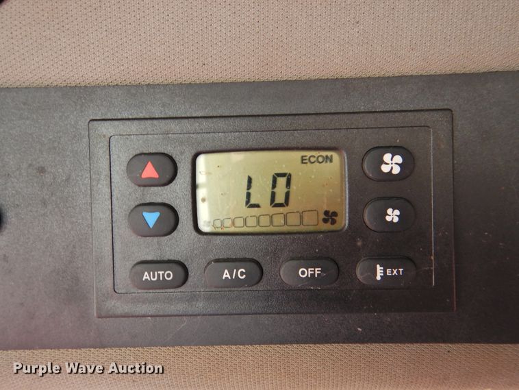 image for item DG1630 2016 Massey-Ferguson WR9870  windrower