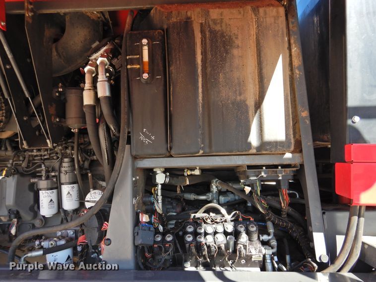 image for item DG1630 2016 Massey-Ferguson WR9870  windrower