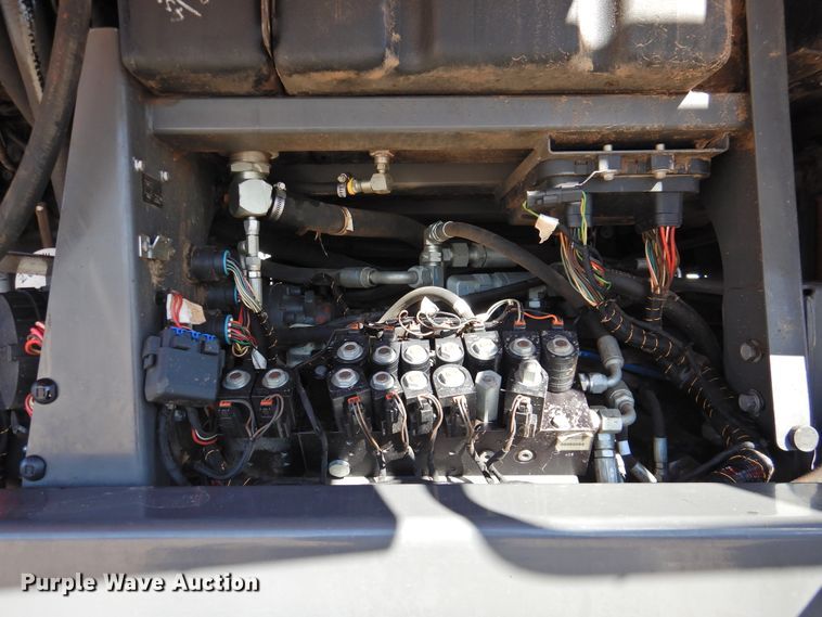 image for item DG1630 2016 Massey-Ferguson WR9870  windrower