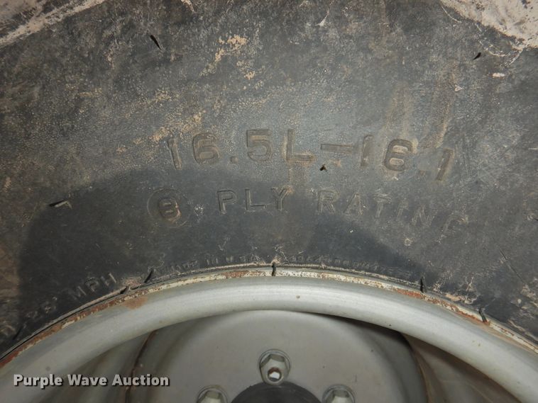 image for item DG1630 2016 Massey-Ferguson WR9870  windrower