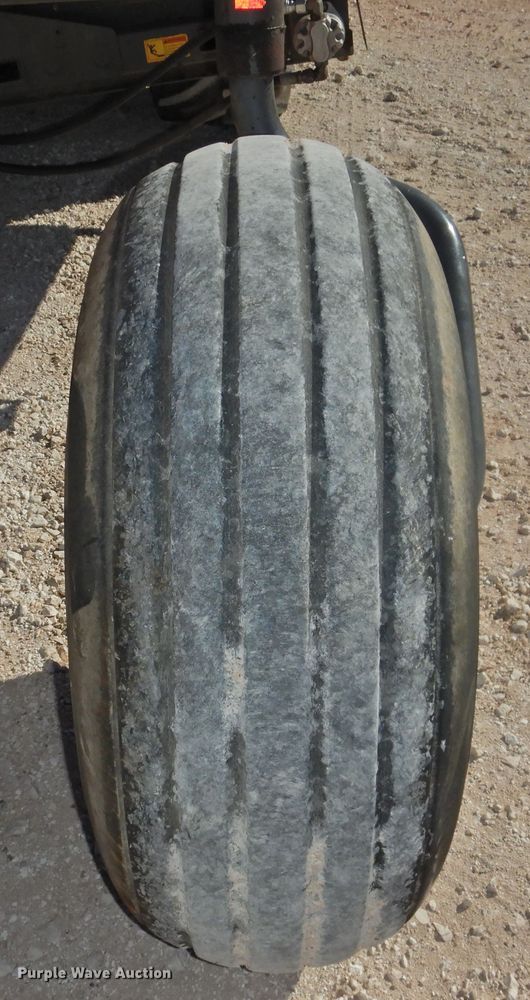 image for item DG1630 2016 Massey-Ferguson WR9870  windrower