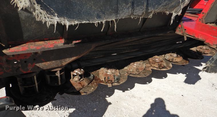 image for item DG1630 2016 Massey-Ferguson WR9870  windrower