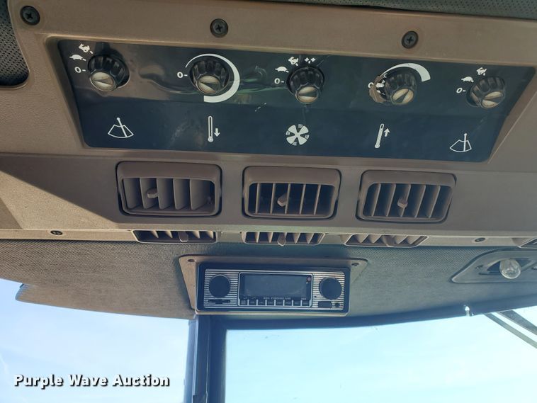 image for item DG8435 1978 John Deere 4840  tractor