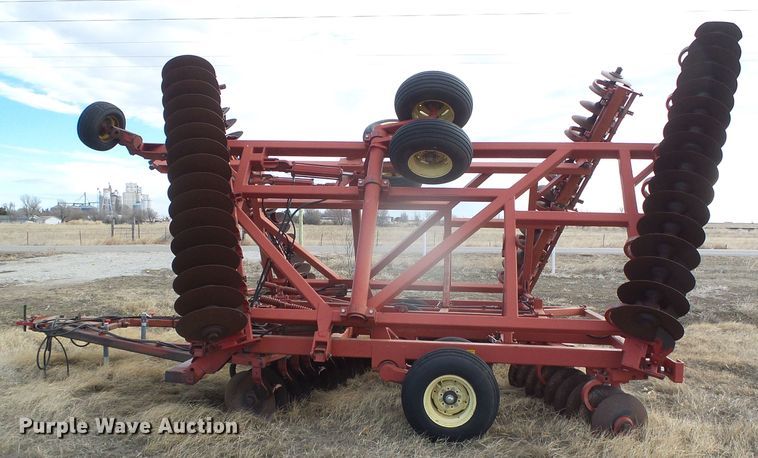 image for item DG8444 Sunflower 1443-35  tandem disk