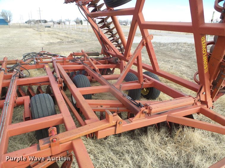 image for item DG8444 Sunflower 1443-35  tandem disk