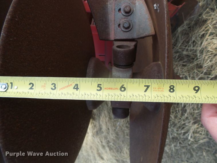 image for item DG8444 Sunflower 1443-35  tandem disk