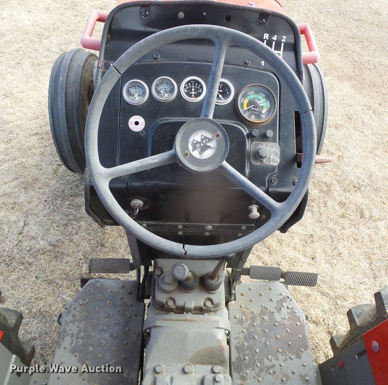 image for item DG8445 1981 Massey-Ferguson 285  tractor