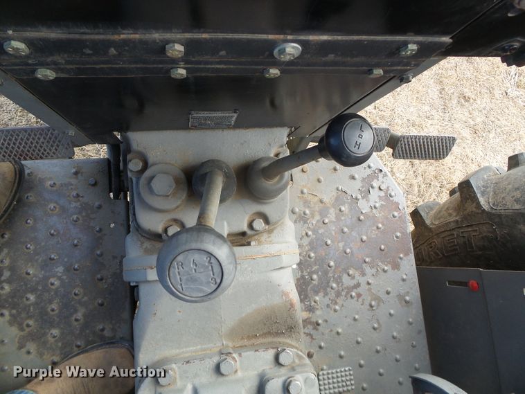 image for item DG8445 1981 Massey-Ferguson 285  tractor