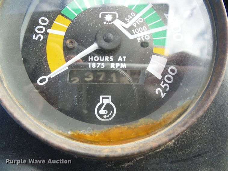 image for item DG8445 1981 Massey-Ferguson 285  tractor